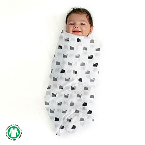 TINYLANE - Curated For You! Newborn Baby Products Gift Set (13 Pcs), Essential Clothing Gift Kit For Infants Of 0-3 Years, Swaddles, Bibs, Cap, Booties, Mittens & Washcloths, Ideal Baby Shower Gift Pack