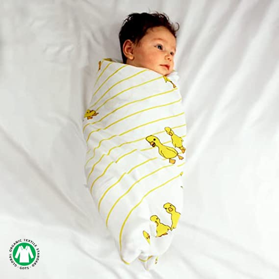 TINYLANE - Curated For You! Newborn Baby Products Gift Set (13 Pcs), Essential Clothing Gift Kit For Infants Of 0-3 Years, Swaddles, Bibs, Cap, Booties, Mittens & Washcloths, Ideal Baby Shower Gift Pack