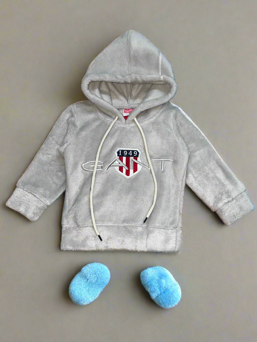 Stylish GANT Hoodie and Pants Set for Ultimate Comfort and Style