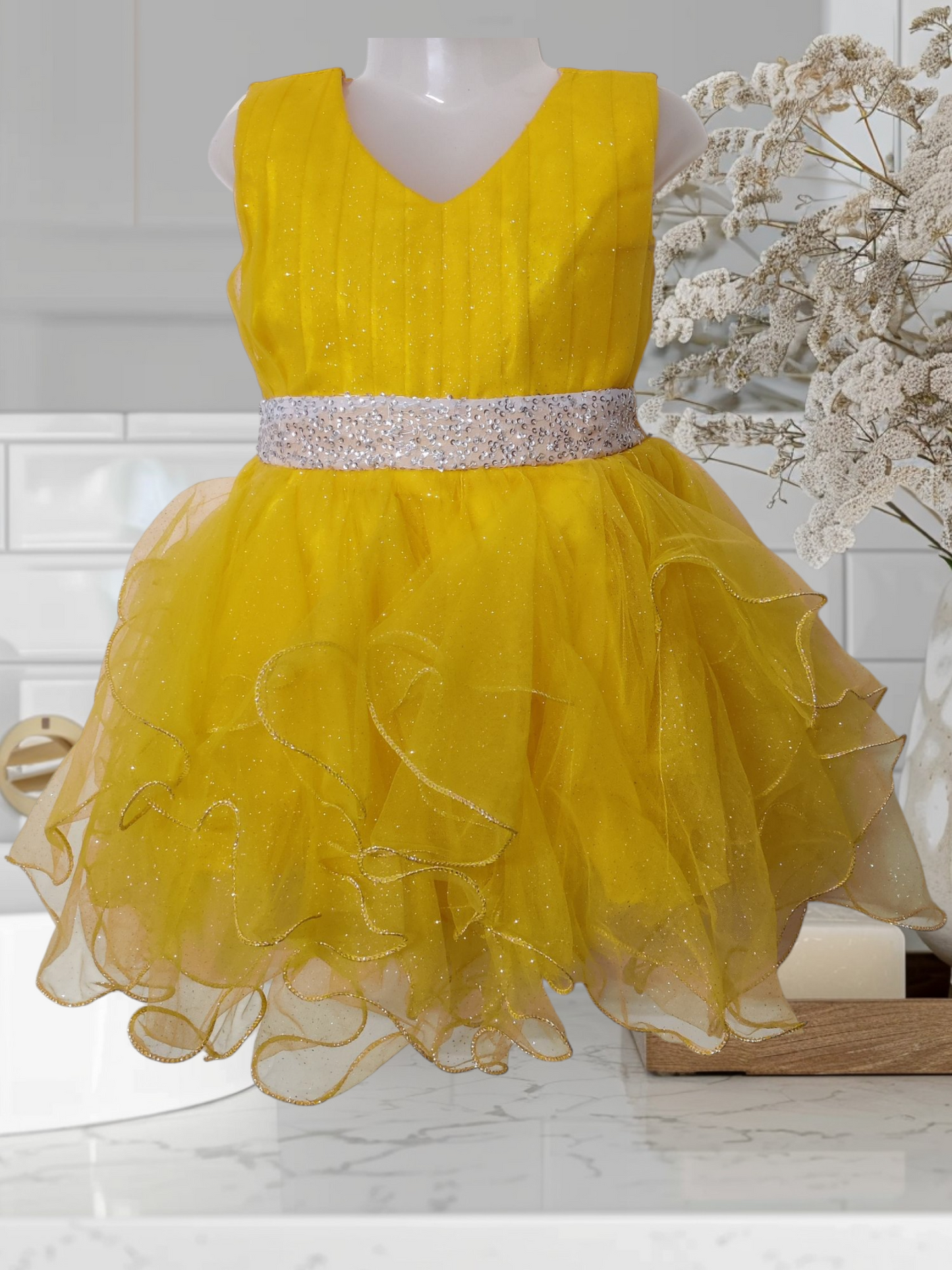 Adorable Yellow Tulle Dress for Special Occasions