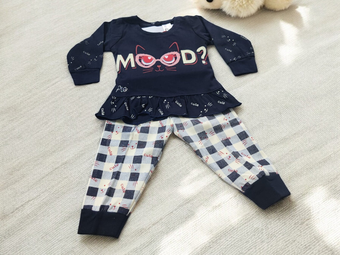 Full Sleeve top and pajama set for girls - Bumblehugs