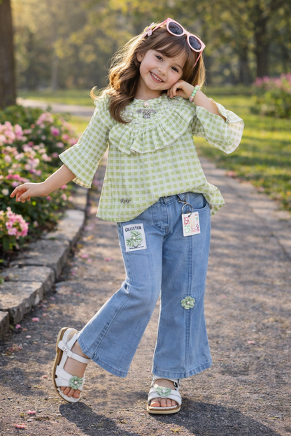 Charming Girls Top and Jeans Set - Ideal for All Occasions