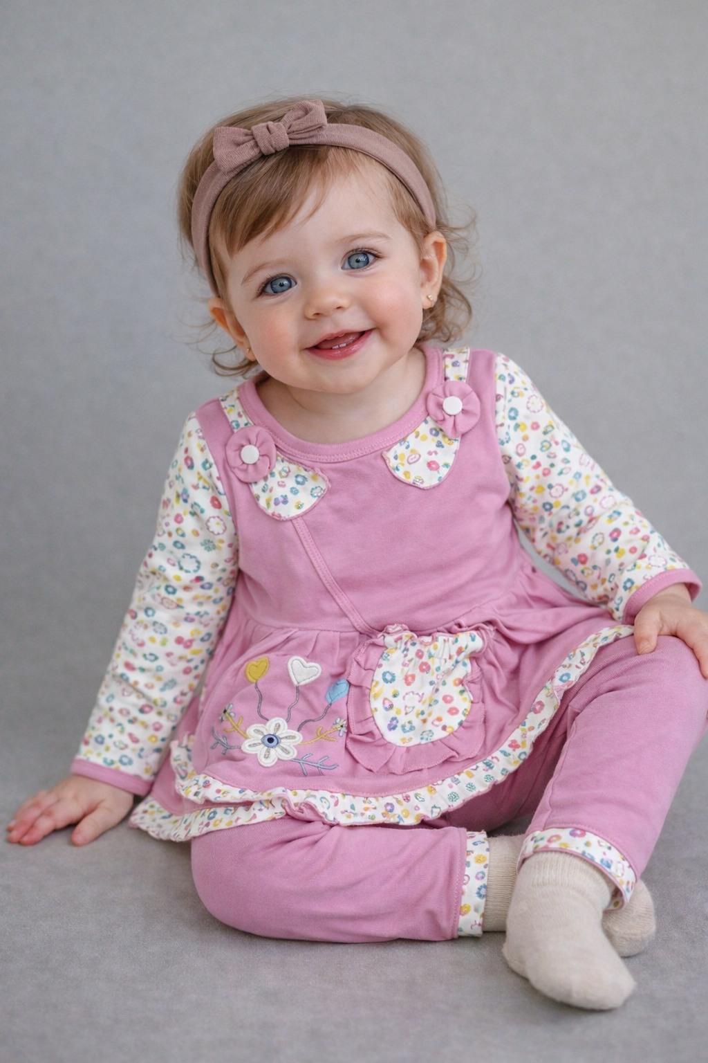 Adorable Floral Print Girl's Clothing top and pajama set