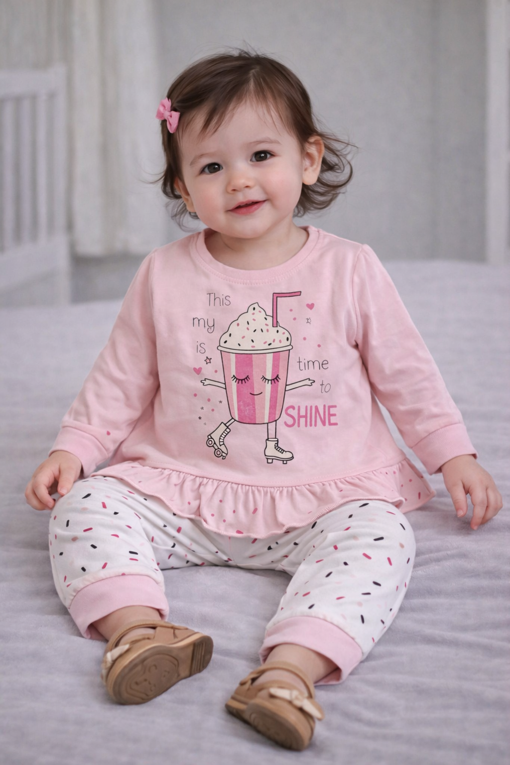Adorable Cupcake-Themed Girls Pajama Set with Full Sleeve Top and Bottom