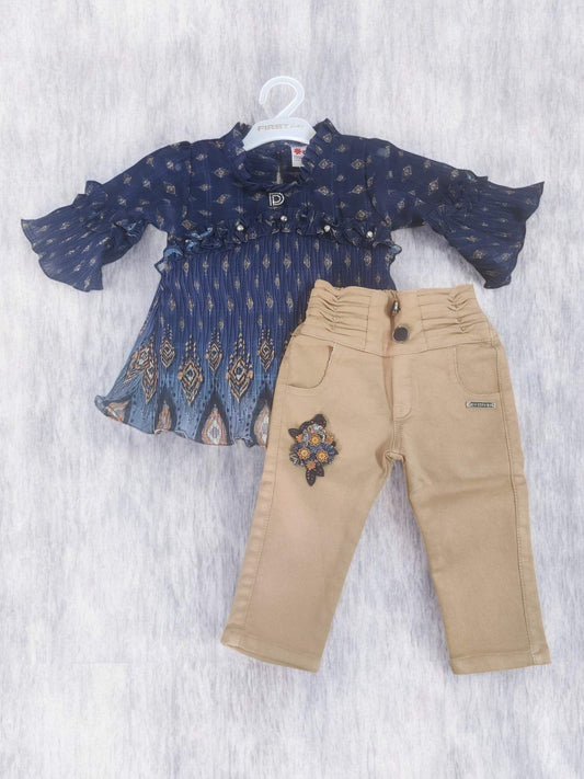Stylish blue top and beige jeans set
