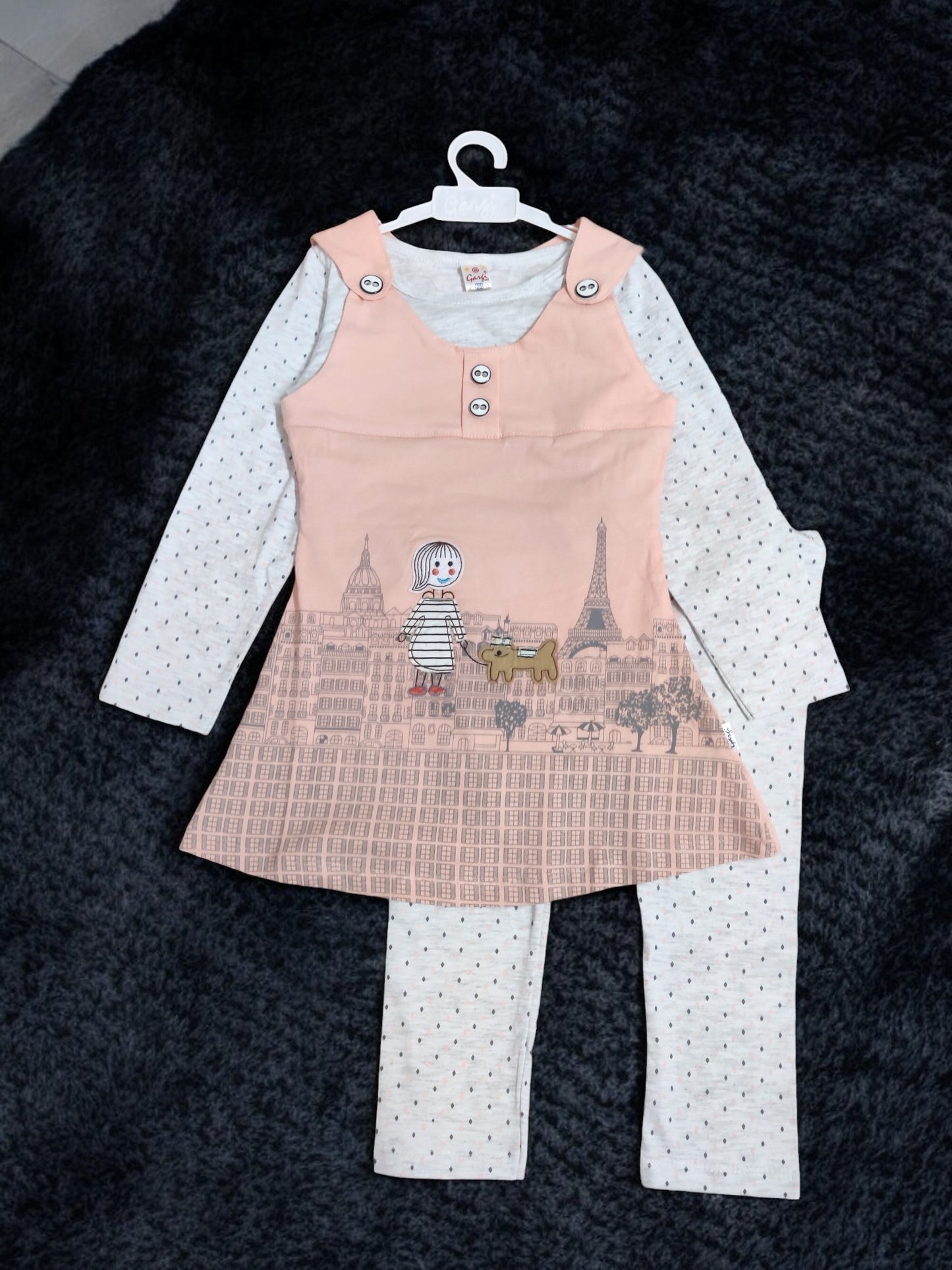 Charming girl's classic top and pajama set - Bumblehugs