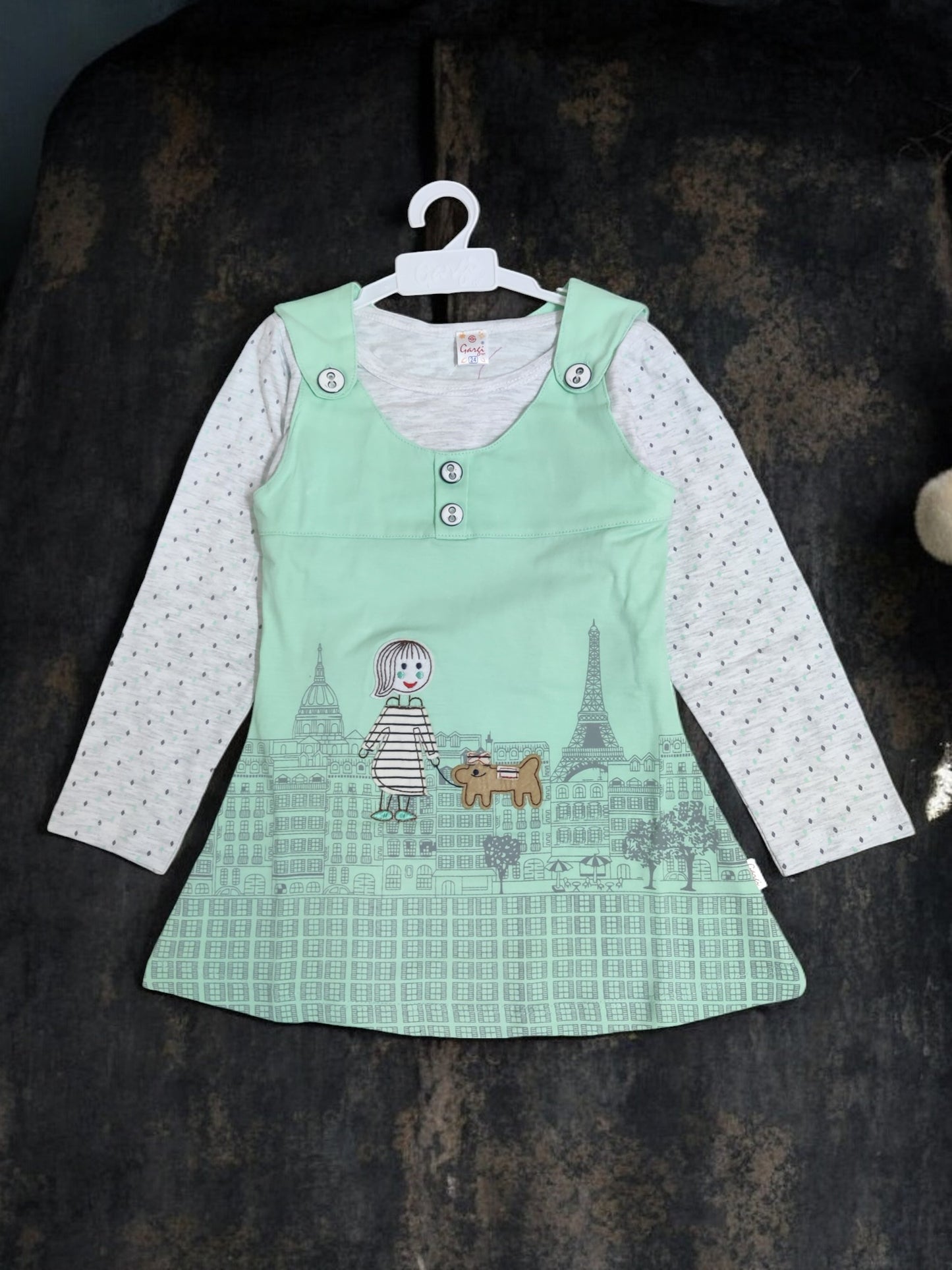 Charming girl's classic top and pajama set - Bumblehugs