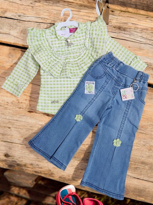 Charming Girl's top and denim jeans