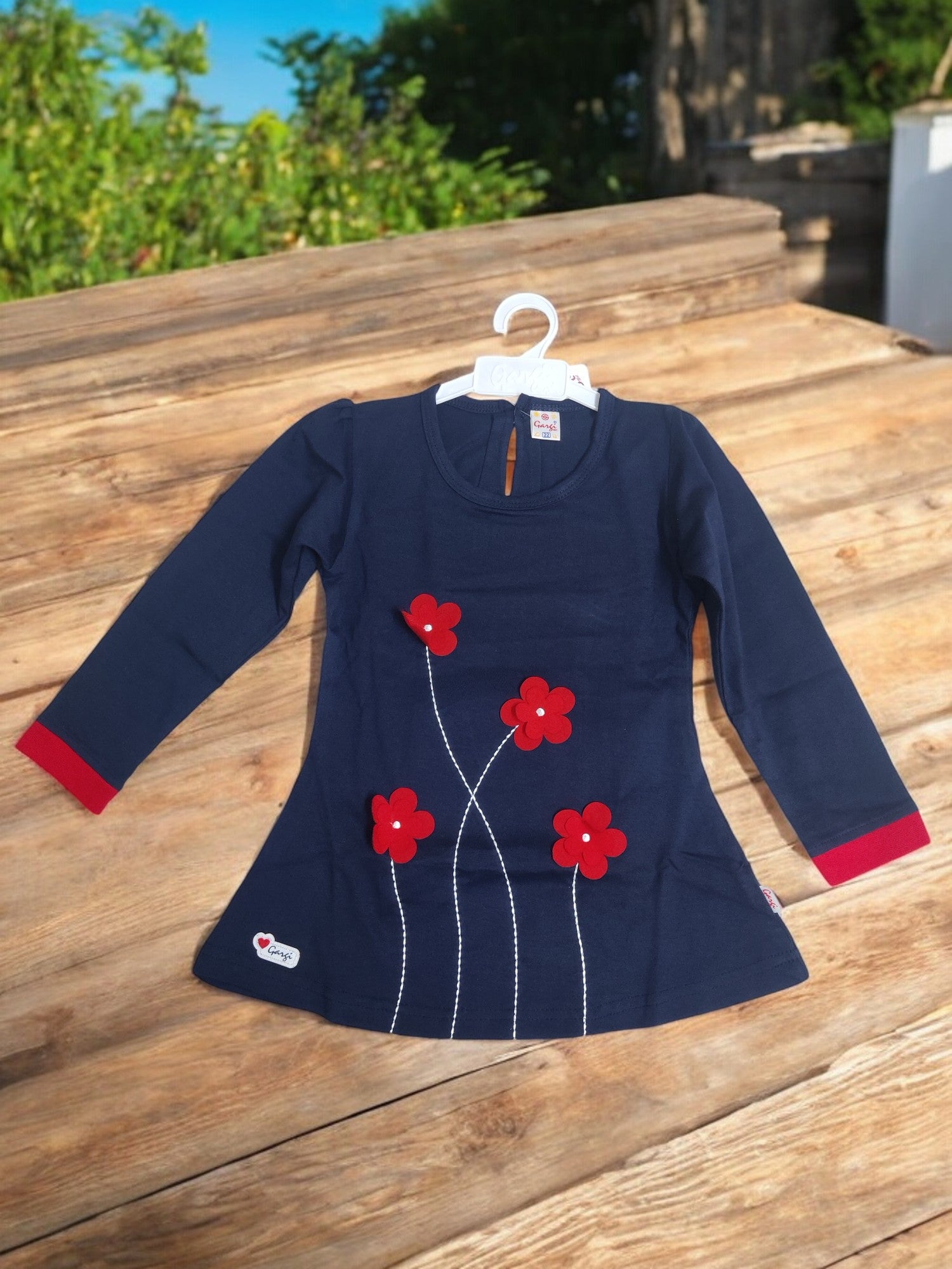 Charming Ensemble for Girls, classic full sleeve top and pajama set - Bumblehugs