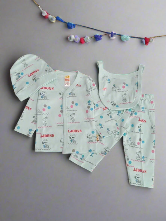 Adorable New Born Baby Clothing Set with Multicolor Patterns