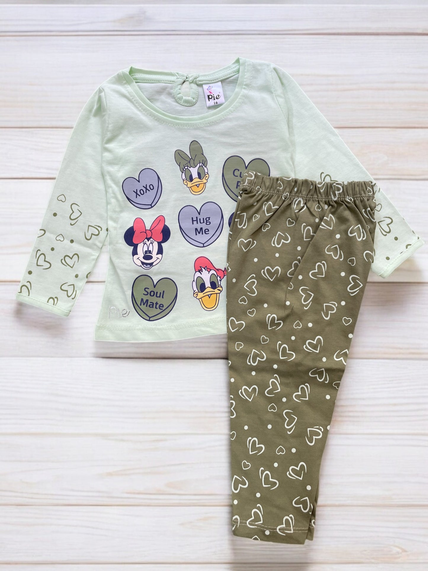 Adorable girls's Heart-Themed full sleeve top and pajama  Set