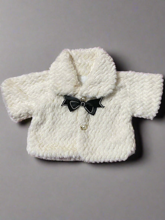Elegant White Fur Coat with Bow and Pearl Accent